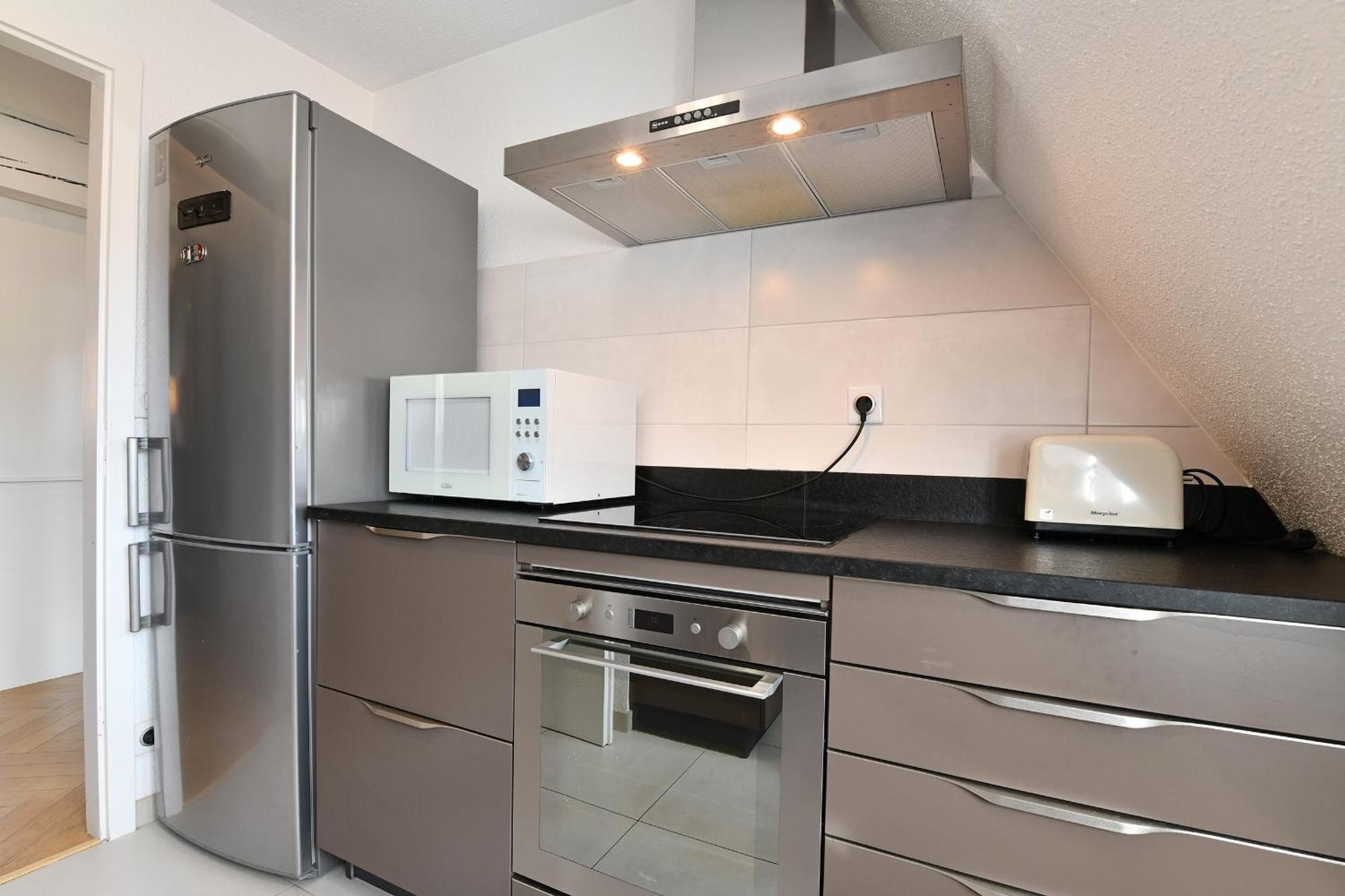 Romantique Appartement Fly Me To The Moon コルマール エクステリア 写真